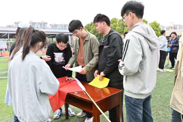 亚洲A片无码精品毛片色戒